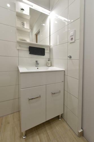 Kir�lyk�t 2 Apartman - Ingyen Parkol�s, Bicajok, AC