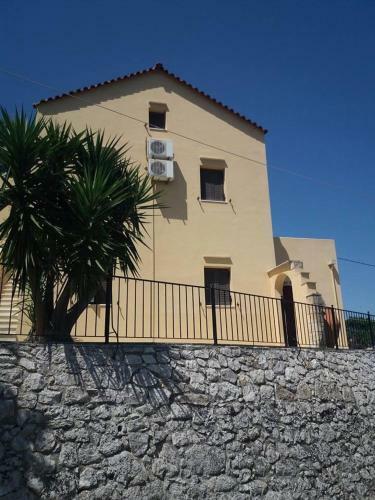 Ariadne Sea View Apartments