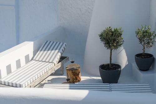Betty's Home Santorini