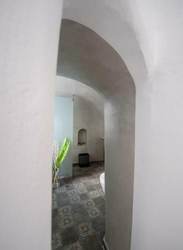 Betty's Home Santorini