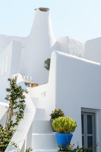 Betty's Home Santorini