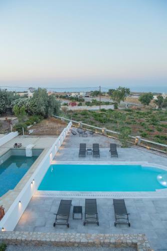 Exquisite Private Pool Villa 6 Prs @ Santorini