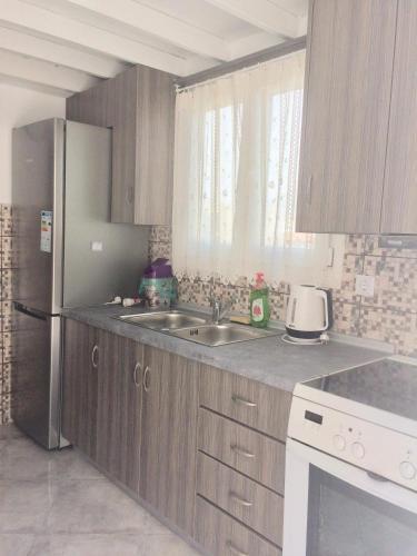 Apartamento Kelly's Studio Sisamos