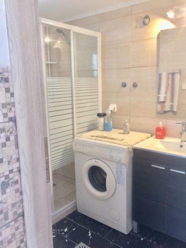 Apartamento Kelly's Studio Sisamos
