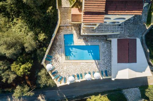 Apollon Apartments