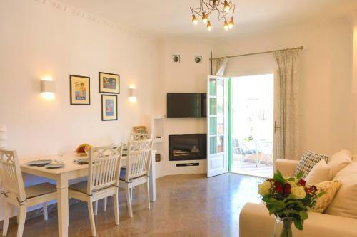 Kassiopi Home