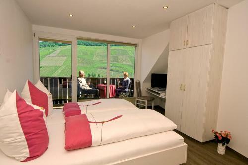 Hotel Weinhaus Burg-schneider