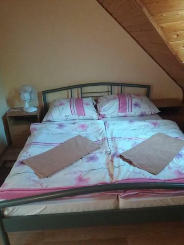 Hostal �d�m Vend�gh�z 2
