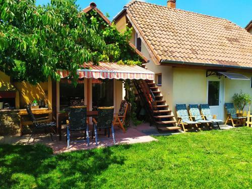 Ametiszt Wellness Apartmanh�z