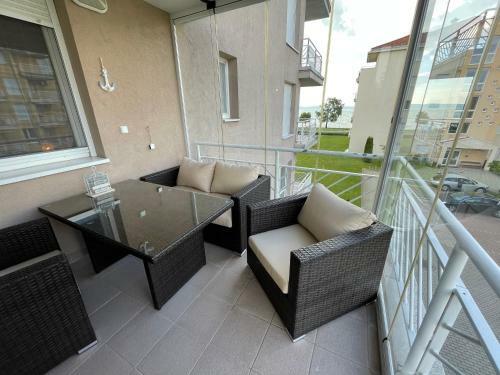 Si�foki V�zparti Nyaral� - Lake Side Apartman