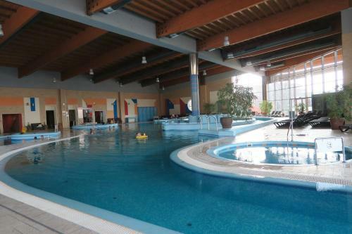 Azur Port Apartman Si�fok