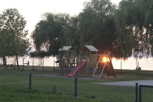 V�zparti Apartman