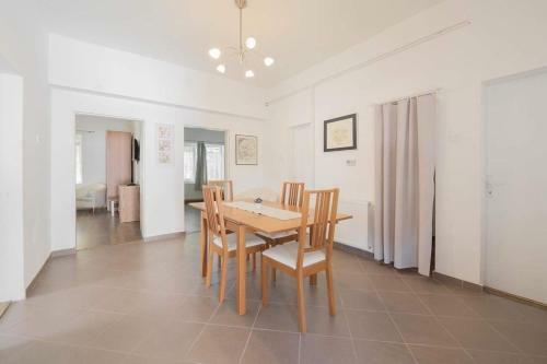 D�zsa Apartman