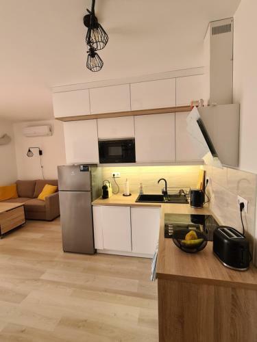 Eda Beach Galerius Apartman