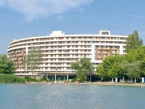 Trixy Wellness Apartman Si�fok