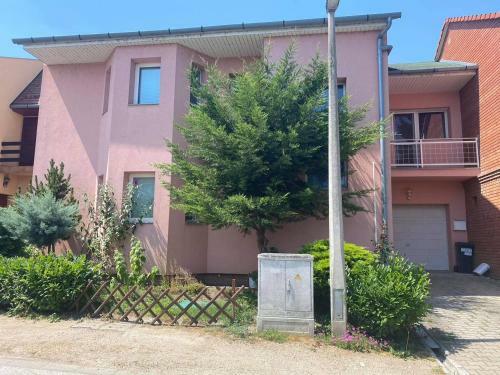 Kardvir�g Apartman Si�fok