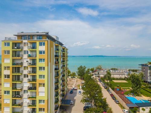 Cadet 505 - Panor�m�s Balaton-parti Apartman