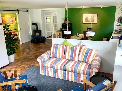 Apartamento Charming Holiday Home In Roes With A Balcony
