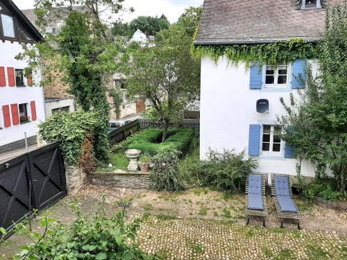 Apartamento Charming Holiday Home In Roes With A Balcony