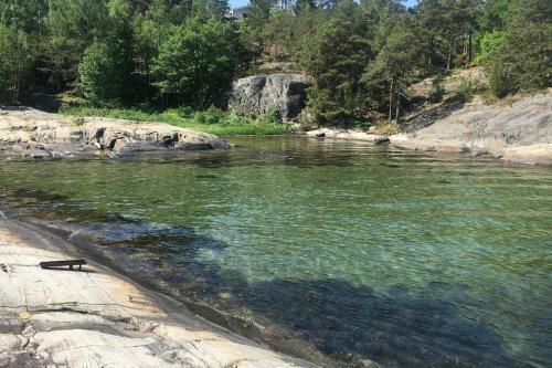 Newly Renovated Rustic Seaside Cabin B�r�y 3 Boat