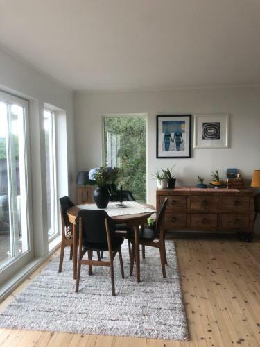 Apartamento Aid Og Svein? S Sentrumsn�re Panorama Hjem
