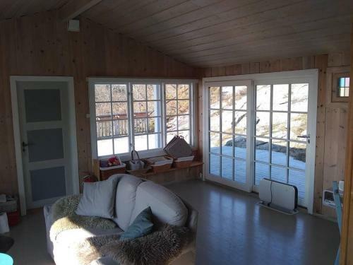 Idyllic Cabin In Lillesand Fantastic Ocean View
