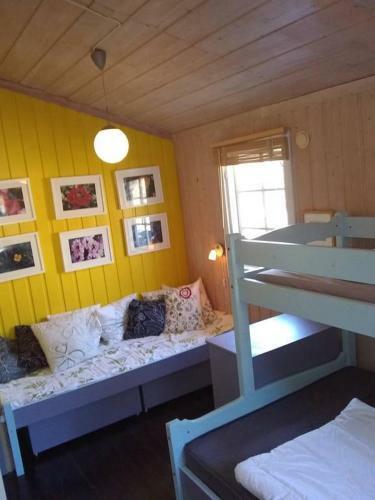 Idyllic Cabin In Lillesand Fantastic Ocean View