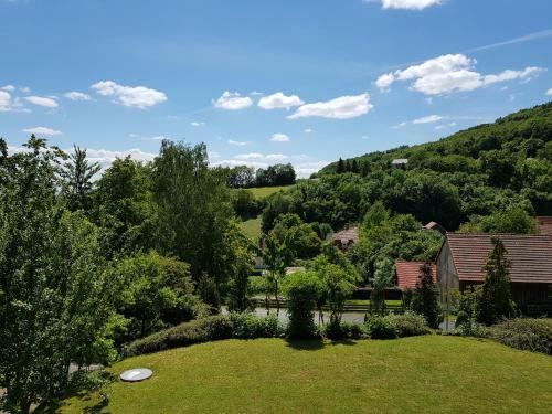 Ferienh�user Rh�n - Haus Natalie & Haus Helene