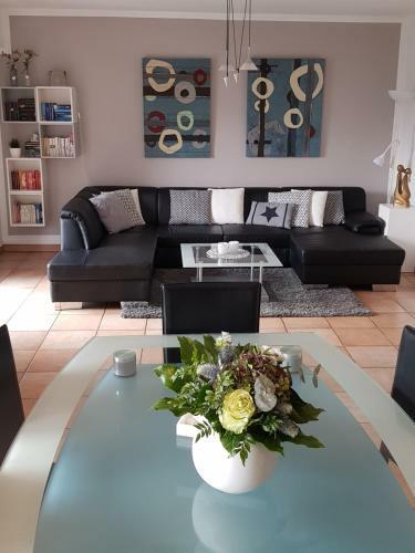 Ferienh�user Rh�n - Haus Natalie & Haus Helene
