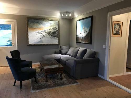 Moldegaard Farmhouse - Apartment B