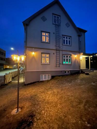 Daltind - Modern Apartment With Free Parking
