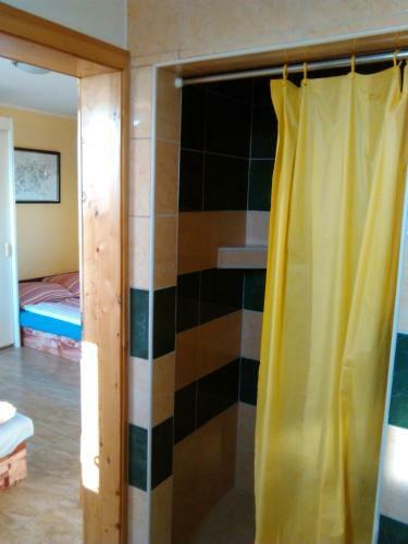 Chatky A Apartm�ny Pod Star�m Orechom - Camp