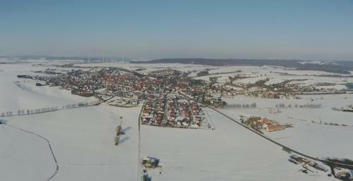 Apartamento Ferienwohnungen "am Berge"
