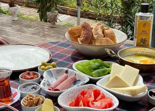 Bed & Breakfast Nehir Bungalow, Mandarin