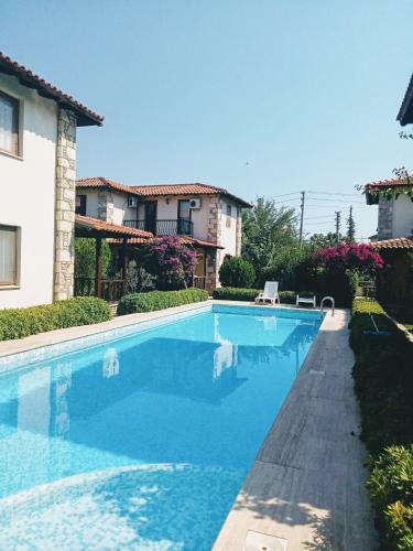 Villa Olivia Houses 2 Worth To Look At