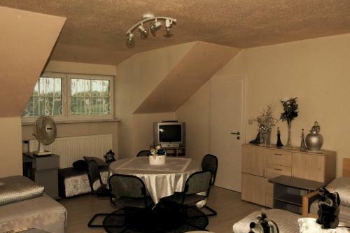 Hostal Caruso Pension Und Pizzeria