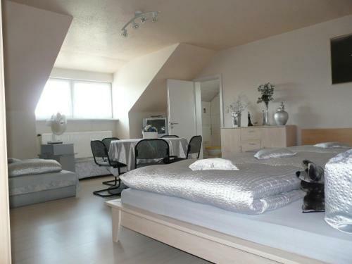 Hostal Caruso Pension Und Pizzeria
