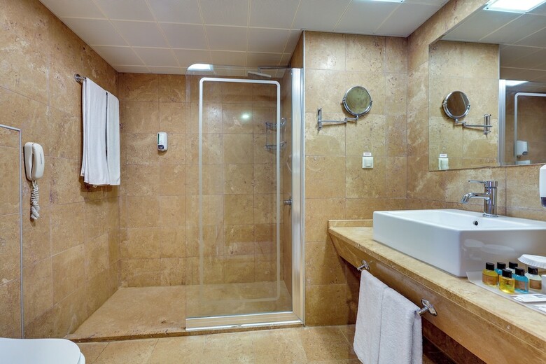 Hotel Faros Premium Beach