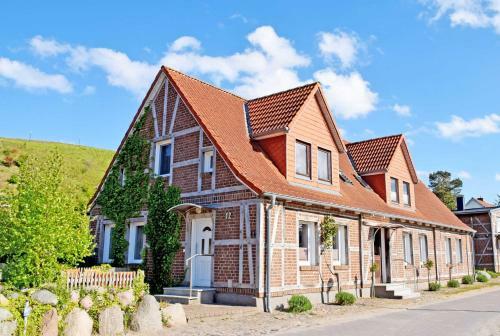 Apartamento Fewos 1 4 In Seedorf Am Hafen Haus