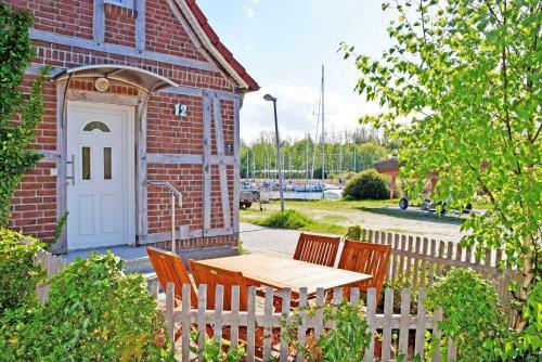 Apartamento Fewos 1 4 In Seedorf Am Hafen Haus