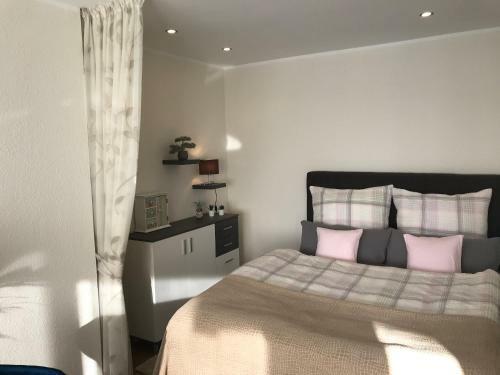Apartment Mit Sonnenbalkon Und Netflix Im Zentrum