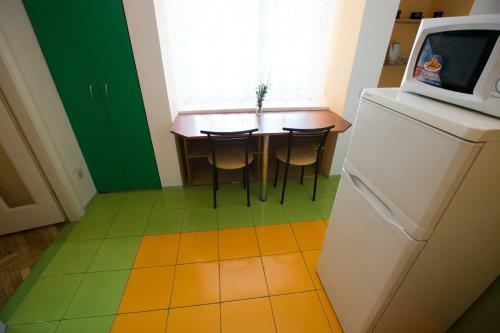 Apartment On Zaliznychna Street