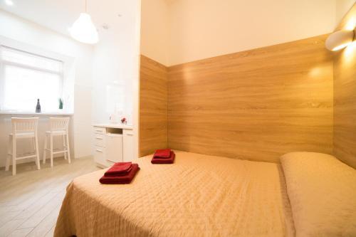 Mini-smart Economy Apartment On Saint Teodor 5
