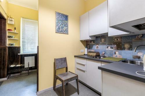 Modern Chaikovskogo Apartment