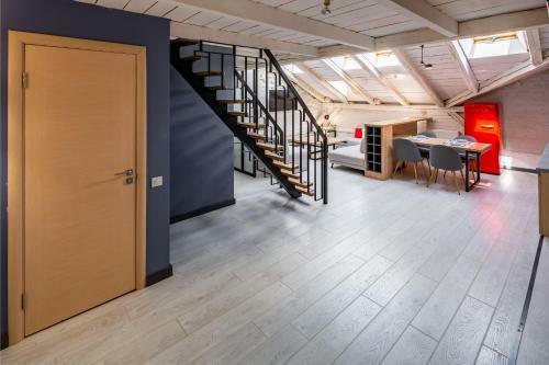 Apartamento Romari Rynok Sguare Vip