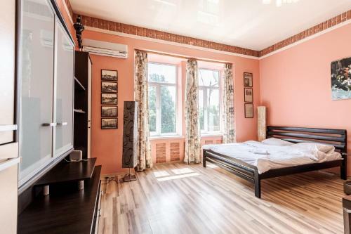 Danylo Halytsky Apartment