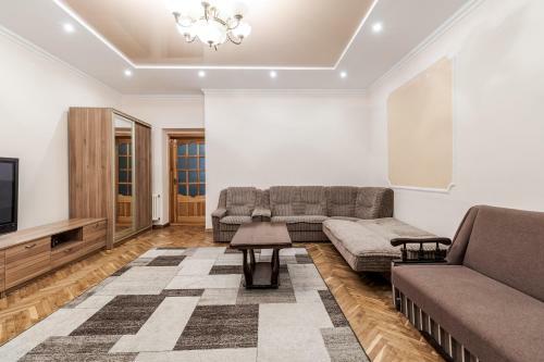 Akademika Hnatyuka Apartment