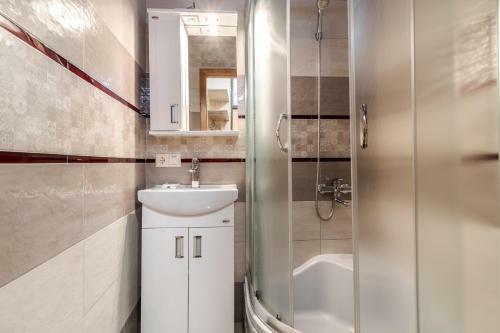 Akademika Hnatyuka Apartment