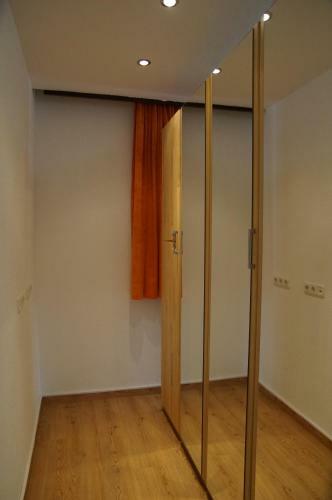 Hostal Haus Sch�n Weberhof