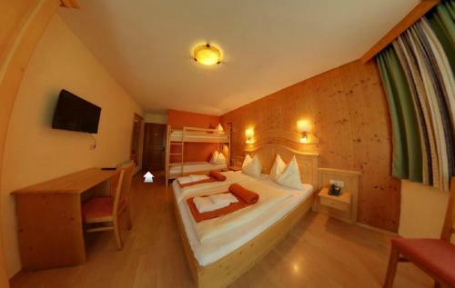 Familienhotel Karnischer Hof